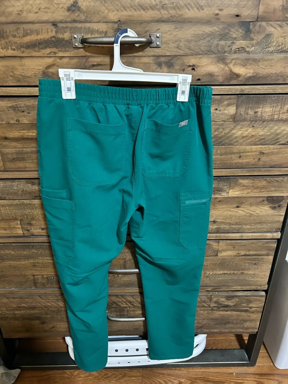 Figs Yola Hunter Green Drawstring Utility Scrub Pants Medium - Picture 3 of 10